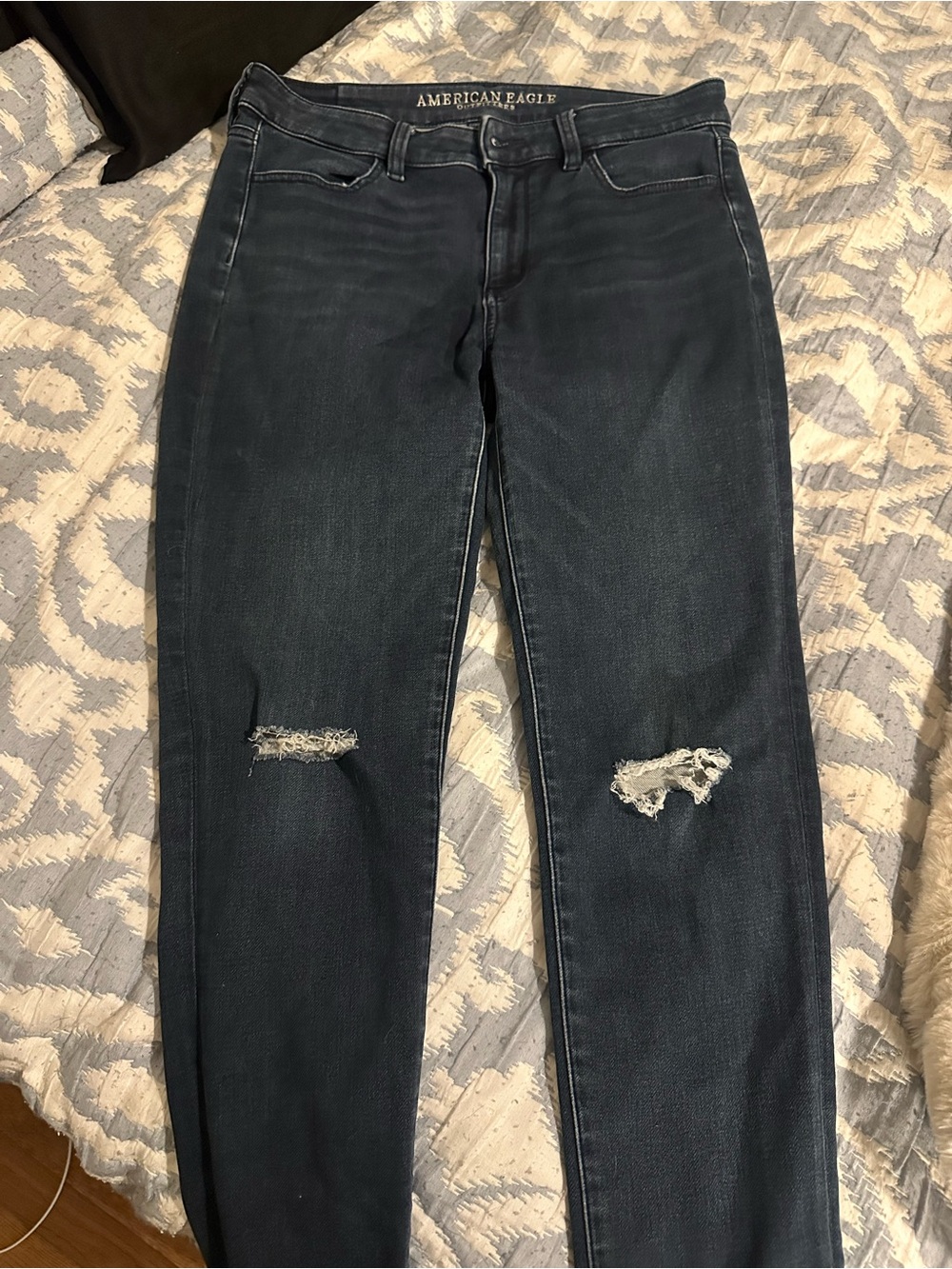 American Eagle Outfitters Dark Indigo Skinny Jeans with Knee Rips